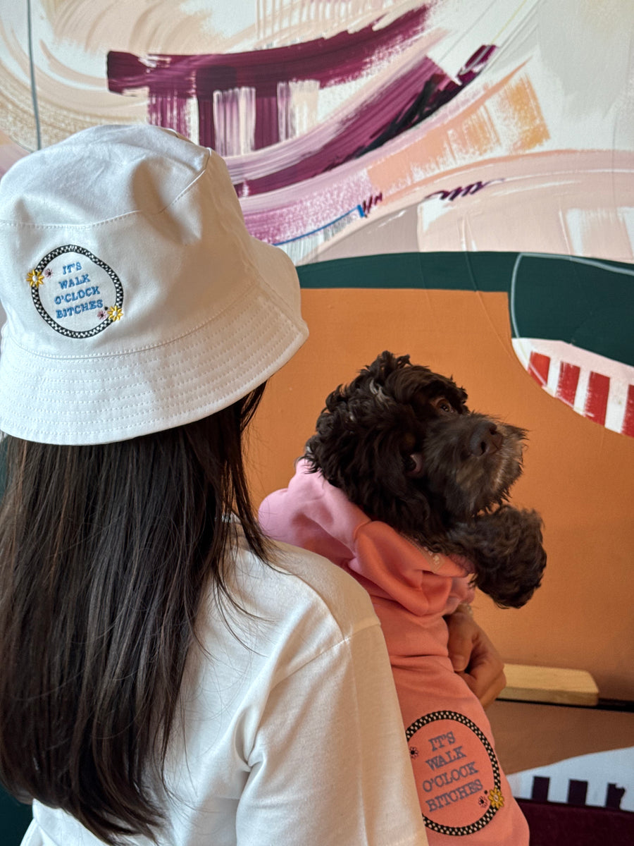 WALK O' CLOCK BUCKET HAT