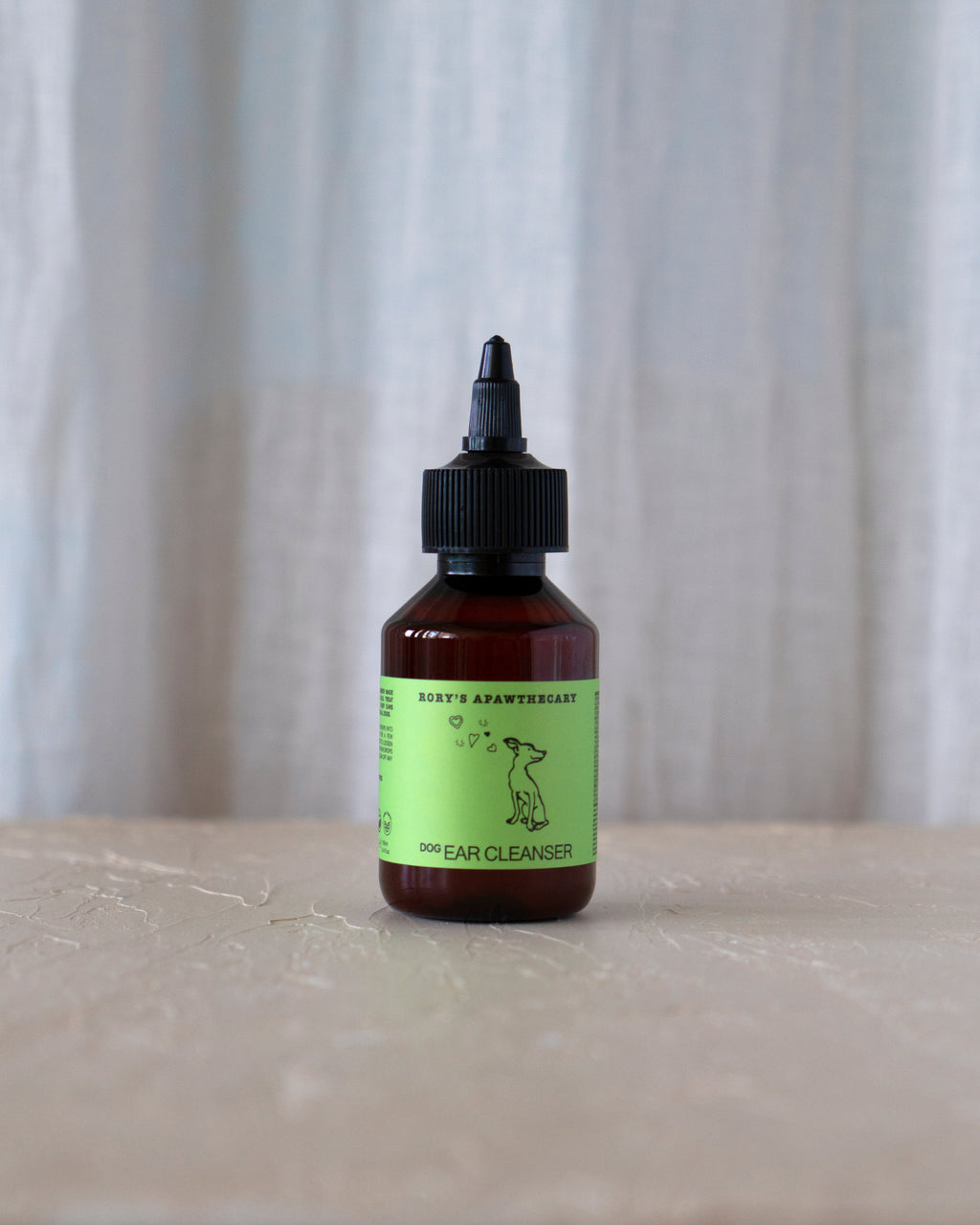 Gentle dog ear cleanser with natural ingredients — removes wax, soothes irritation, and supports healthy, odour-free ears.